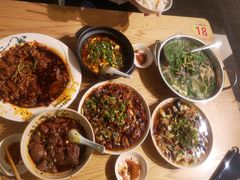 -杨三孃跷脚牛肉(中粮鸿云悦街店)