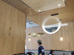 大堂-围炉肉舍•炭烤活鳗•丹东海鲜烤肉(步行街店)