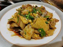 -冯烫烫跷脚牛肉·川菜小馆(武胜西街店)