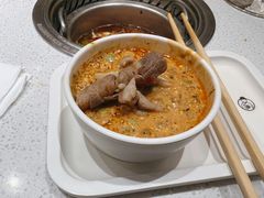 -龍歌自助小火锅(市北CBD万达店)