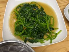 拌菠菜-广达眼镜炖罐(广达店)