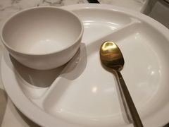 餐具摆设-喜鼎海胆水饺(柏威年购物中心店)