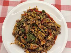 -洪霞餐馆·川菜·鲜货现炒(两江春城店)