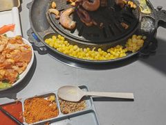 -盛辛巴·东北炭火烤肉(托乐嘉店)