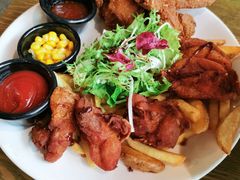 炸鸡拼盘-机器人火炉披萨(爱琴海店)