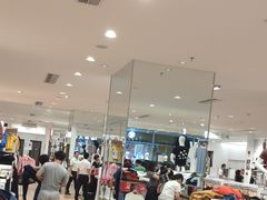 -优衣库(海口秀英万达广场店)