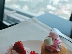 -澳门旅游塔360°旋转餐厅(南湾湖广场店)