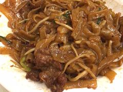 -新大咀港式茶餐厅(宝山万达店)