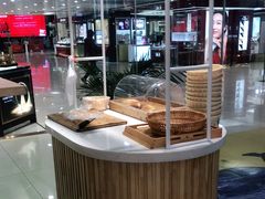 -焙丽拾光(麦凯乐直营店)