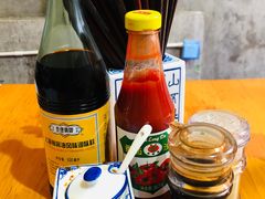 -沪西老弄堂面馆(定西路店)