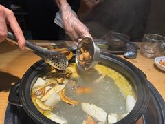 -一朵菌·野生菌探索家火锅(南亚店)