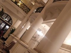 -LONG BAR 廊吧(外滩华尔道夫酒店)