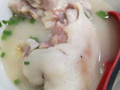 -雷祖芳老妈蹄花店