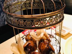 秘制脆皮乳鸽-避风塘(宝山万达店)