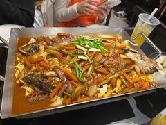 -鸣记脆皮烤鱼·海鲜烤鱼(亿合城店)