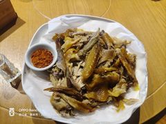 -头上红煨盐鸡·非遗院子餐厅