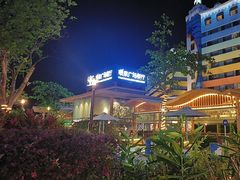 -喷泉广场餐厅·宵夜·海鲜烧烤大排档(长隆企鹅酒店)