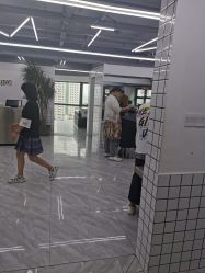 -宫铭烫发染发接发店