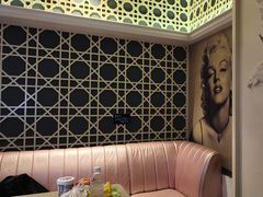 -骑士KTV(红谷滩万达店)