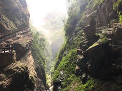-龙水峡地缝景区