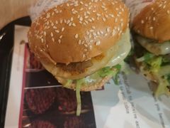 -The Habit Burger Grill 哈比特汉堡(复兴soho店)