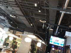 大堂-日进一片海.生腌海鲜火锅.宵夜烧烤(三里屯总店)