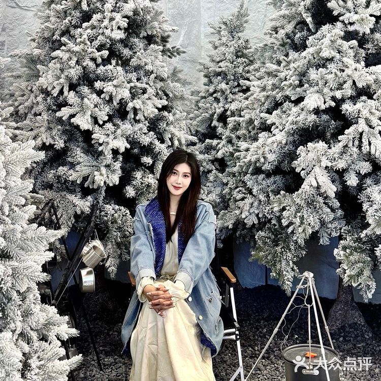 哈尔滨下雪的烧烤店也太浪漫了～