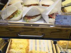 -向阳松鼠(三门井店)