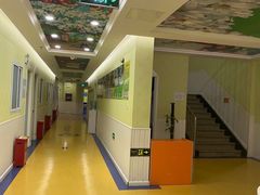 -LILY英语思维馆(玉泉路店)