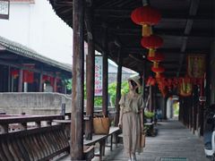 -丝绸小镇荻港古村