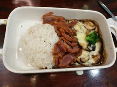 叉烧蘑菇焗饭-厚生港萃·小吃餐厅(苍梧路店)