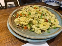 茉莉花炒鸡蛋-滇越乘象云南餐厅(次渠店)