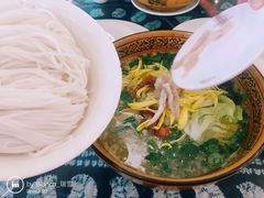 过桥米线状元套餐-桥香园云南过桥米线(金马碧鸡店)