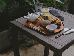 -嘁嘁茶泡饭