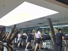 -超鹿运动(达信大厦店)