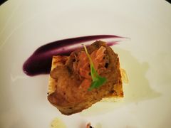 -大中华希尔顿酒店-念自助餐·嗨啤·小龙虾