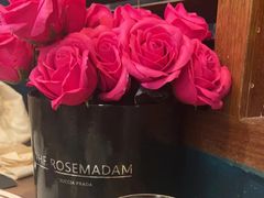 -Mark&Mars Restaurant