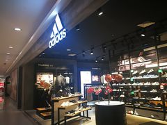 -银泰百货(舟山临城店)