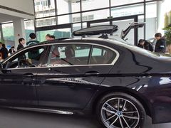 -上海宝信宝马4S店