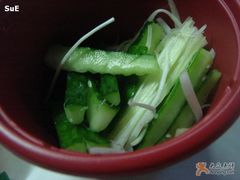 老北京烤鸭配料（黄瓜+葱）-棒约翰比萨·意面(剑河店)