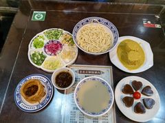 -老北京炸酱面大王.铜锅涮肉(朝阳门店)