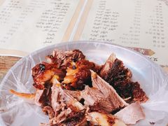 -艾力江和田馕坑烤肉店