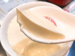 姜汁撞奶-义顺牛奶公司(庇利金街店)