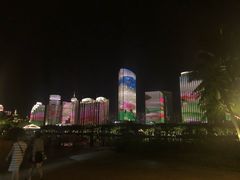 -万绿园