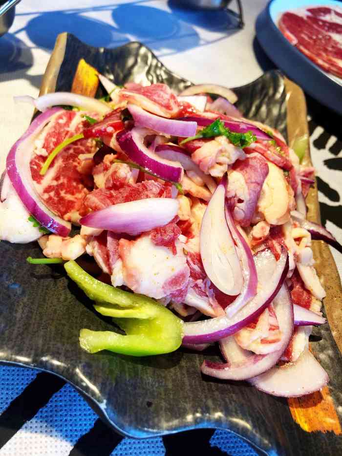 卜奎烤右-"一直很喜欢吃烤肉.经常去广州吃饭,人家都.