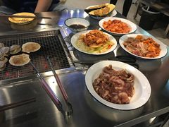 -马路牙子烧烤音乐酒馆(望京店)