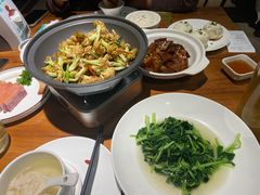 -金枝玉叶上海人家食府(三里河店)