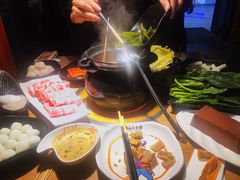 -尚品小土屋涮毛肚(李沧万达店)