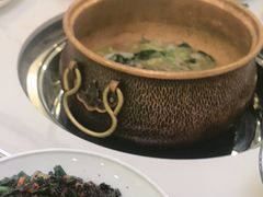 -菌海森林·非遗野生菌火锅(西山区滇池路摩根道店)