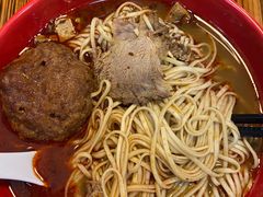 咖喱牛肉辣酱面-春和面馆(常德路店)